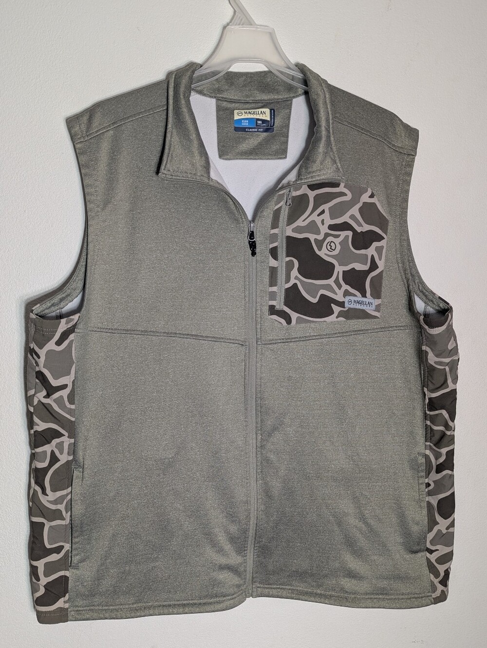 Magellan Men's Vest Lot of 2 Fish Gear Camo Layering Piece Outdoor Gorpcore 3XL
